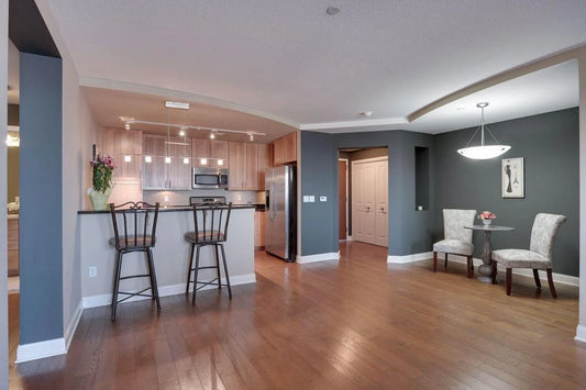 100 3rd Avenue, Minneapolis, MN 55401