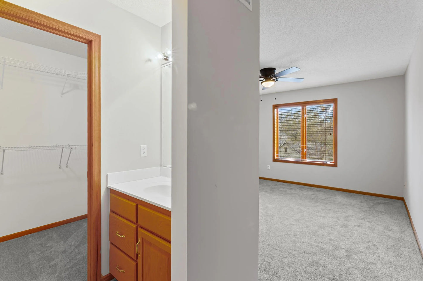 10035 Gristmill Ridge, Eden Prairie, MN 55347