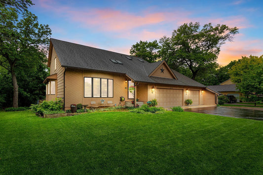 10210 183rd Street, Lakeville, MN 55044
