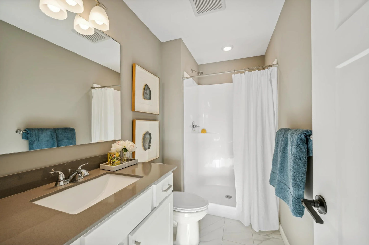 1004 Brandenburg Circle, Waverly, MN 55390