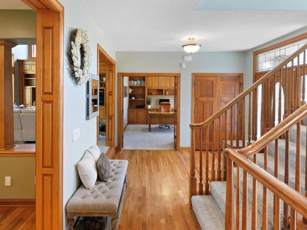 10085 183rd Street, Lakeville, MN 55044