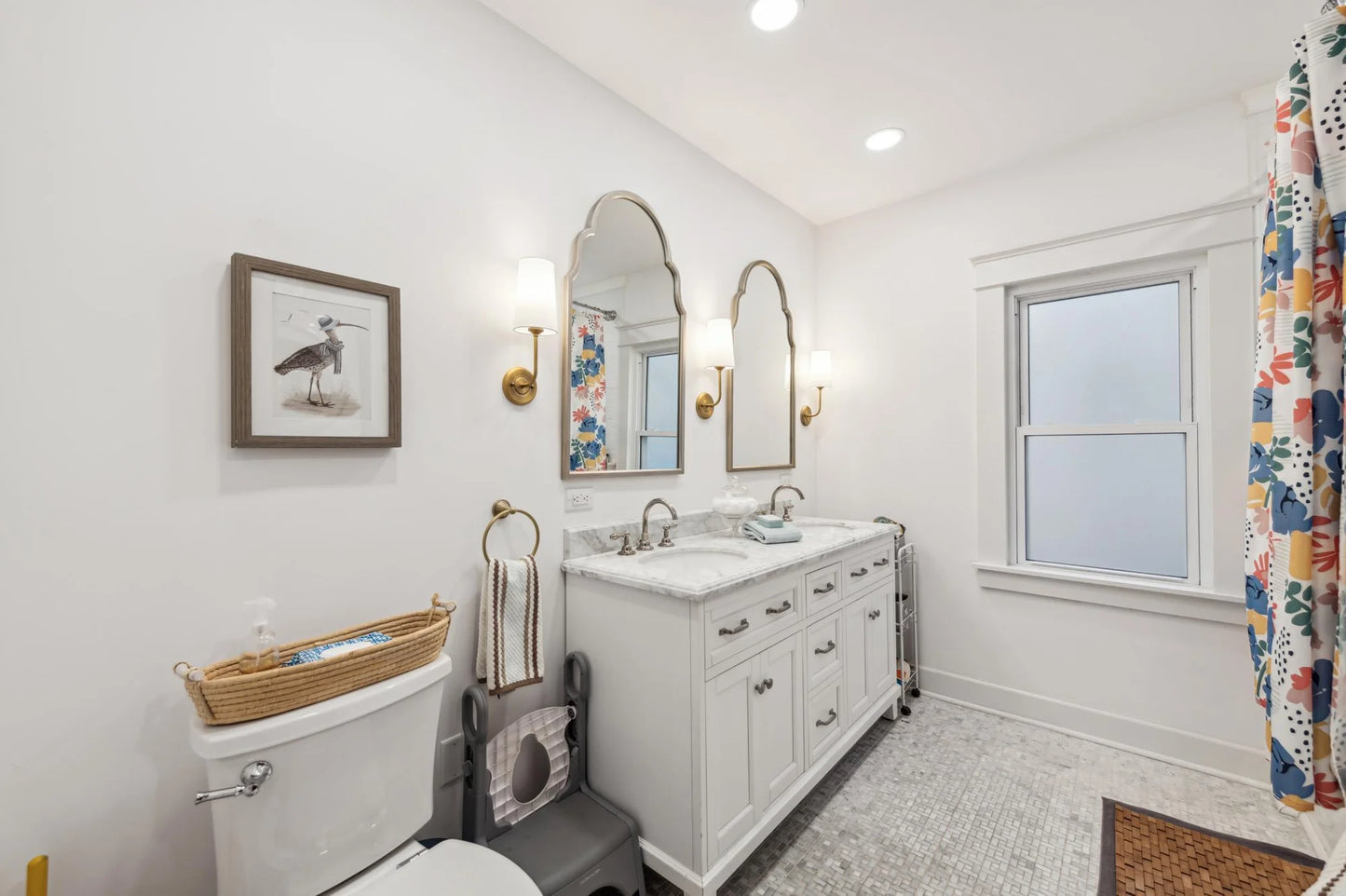 1009 Grand Avenue, Saint Paul, MN 55105
