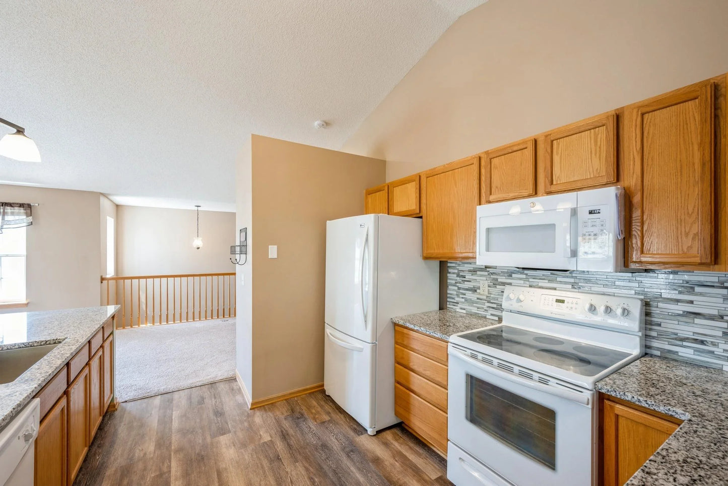 1005 Providence Drive, Shakopee, MN 55379
