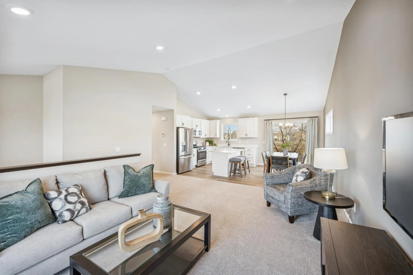 1004 Brandenburg Circle, Waverly, MN 55390