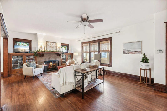 1009 Grand Avenue, Saint Paul, MN 55105