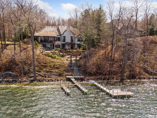 6425 Virginia Drive, Victoria, MN 55331