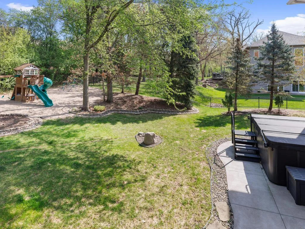 10085 183rd Street, Lakeville, MN 55044