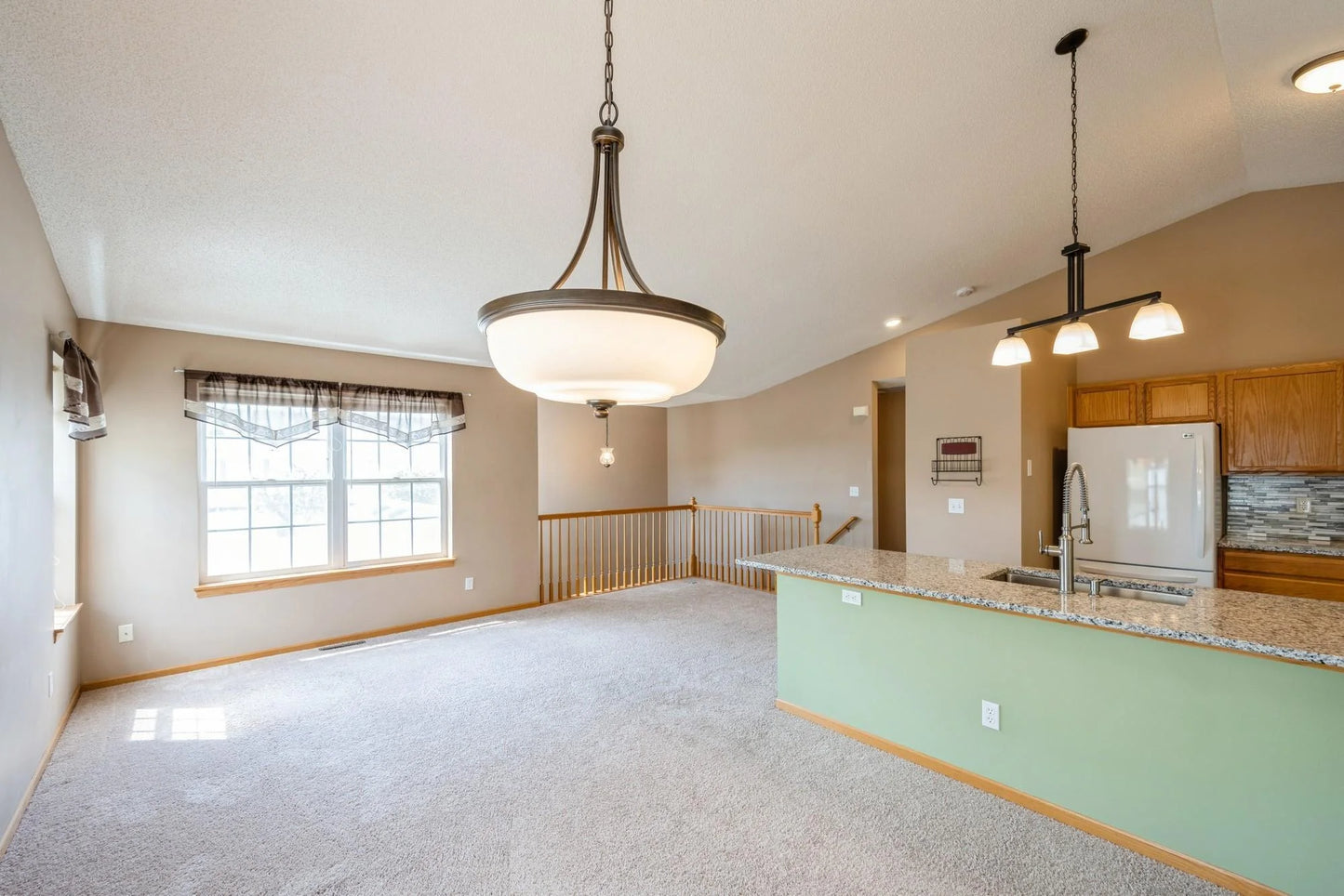 1005 Providence Drive, Shakopee, MN 55379