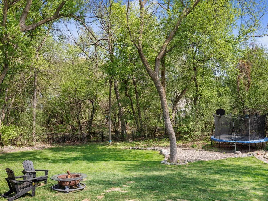 10085 183rd Street, Lakeville, MN 55044