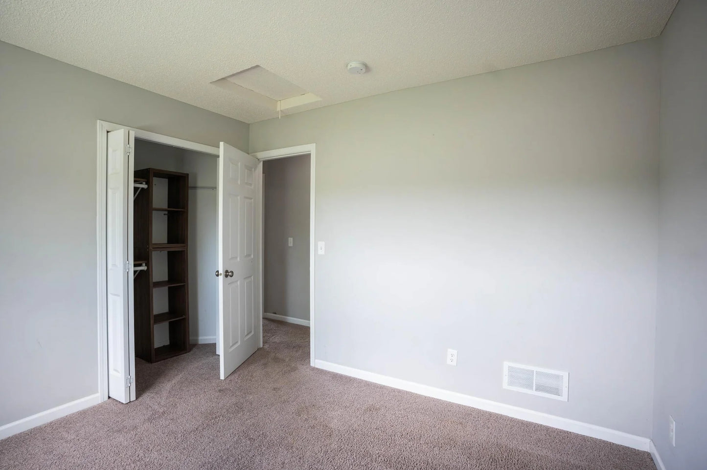1004 Alexander Court, Montrose, MN 55363