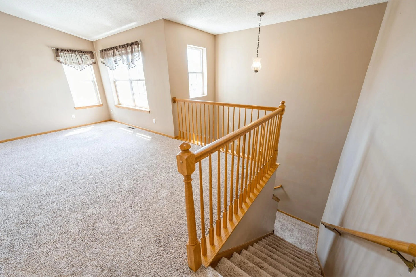 1005 Providence Drive, Shakopee, MN 55379