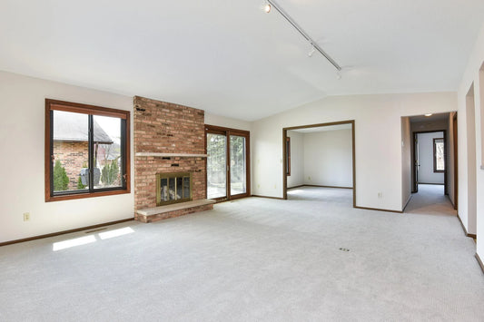 1021 Yuma Lane, Plymouth, MN 55447