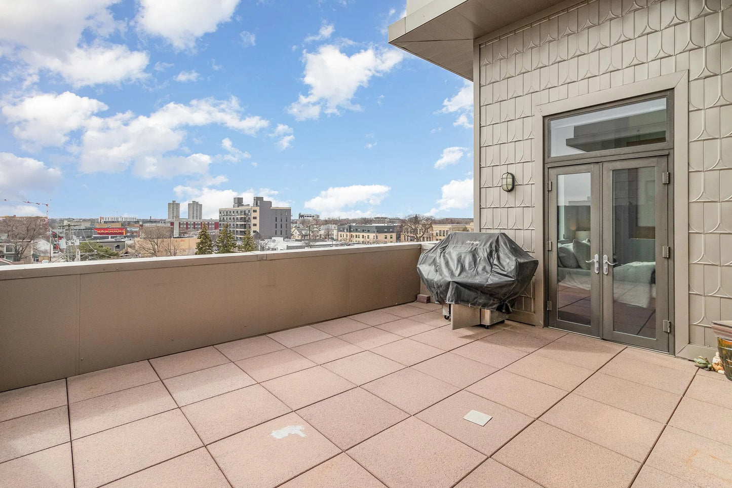 10 26th Street, Minneapolis, MN 55404