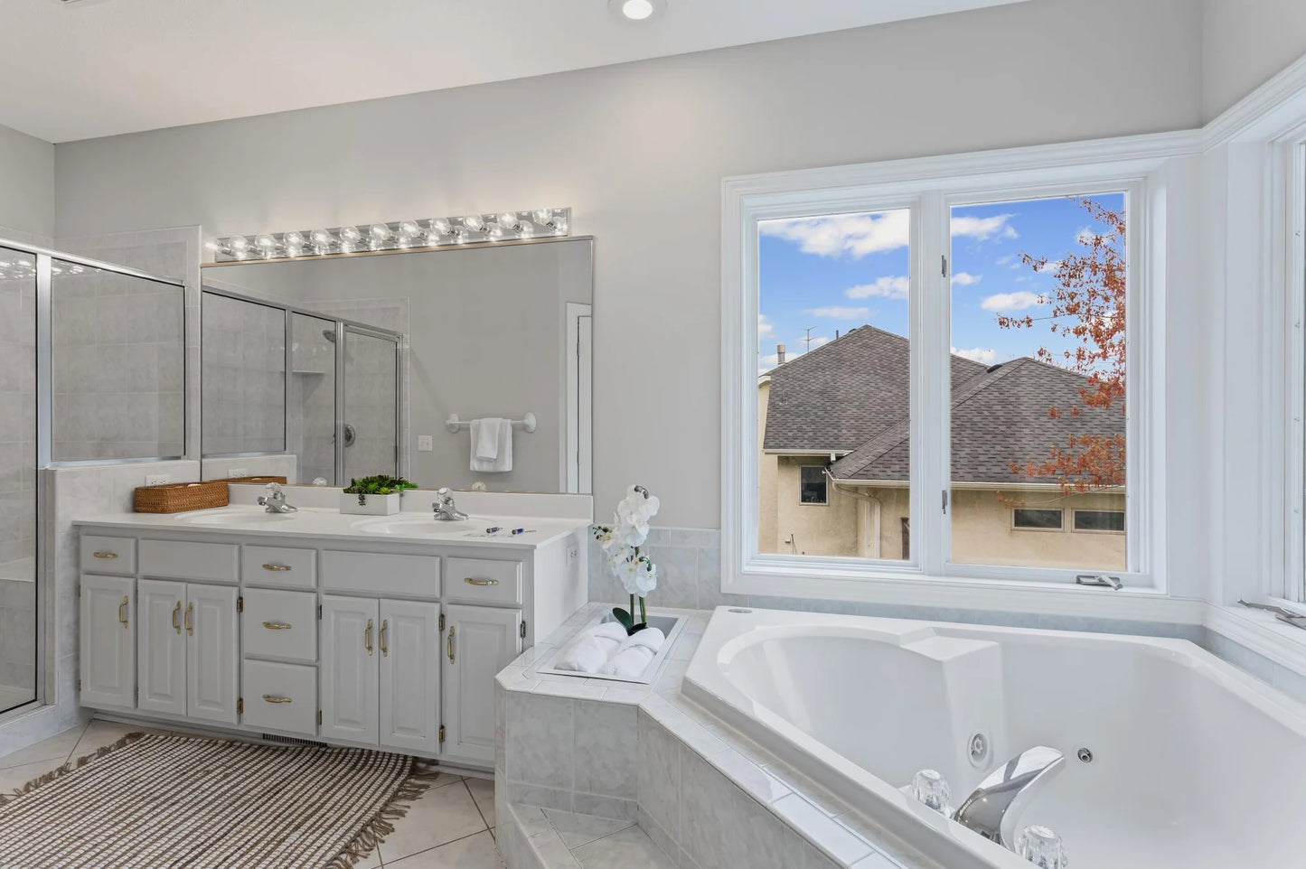 10035 Gristmill Ridge, Eden Prairie, MN 55347